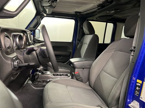 Used 2020 Jeep Wrangler Unlimited Sport image 25