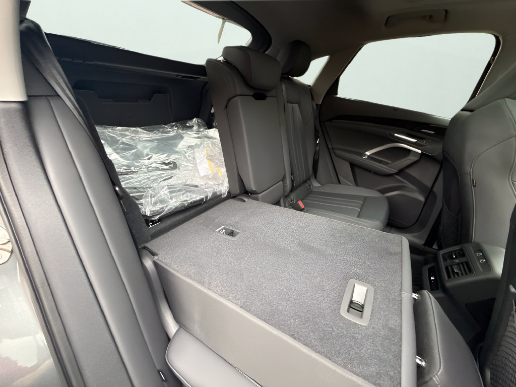 New 2026 Audi Q5 Premium Plus AWD/4WD image 36