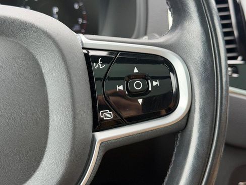 Certified 2022 Volvo XC90 T6 Inscription w/ Advanced Package AWD/4WD image 19