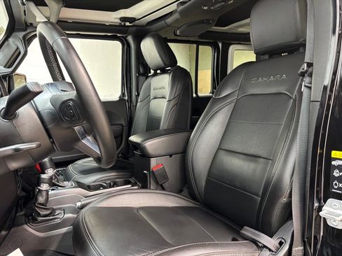 Used 2021 Jeep Wrangler Unlimited Sahara w/ Cold Weather Group image 22