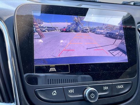Used 2021 Chevrolet Malibu Premier FWD image 20
