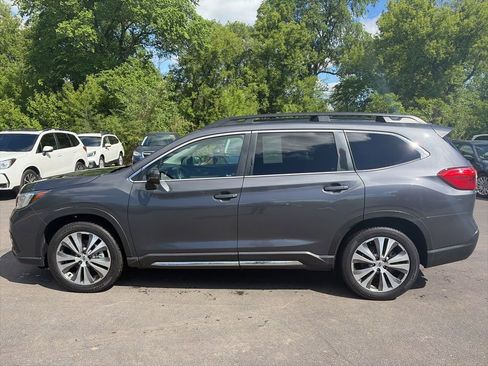 Used 2020 Subaru Ascent Limited w/ Popular Package #4 AWD/4WD image 3