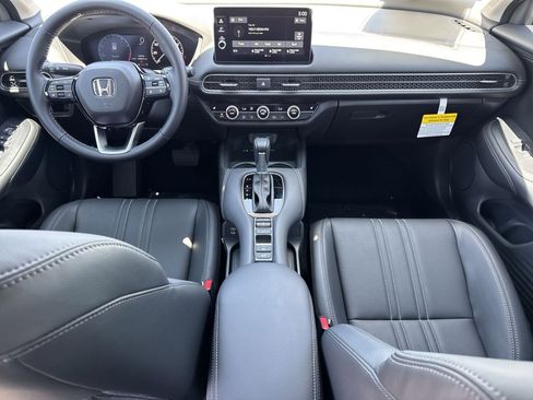New 2026 Honda HR-V EX-L image 10