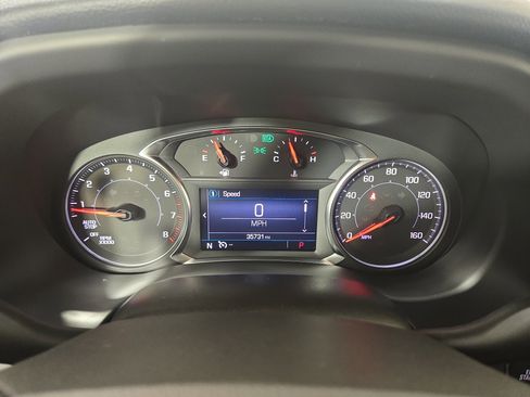 Certified 2023 GMC Acadia SLE w/ Driver Convenience Package image 18