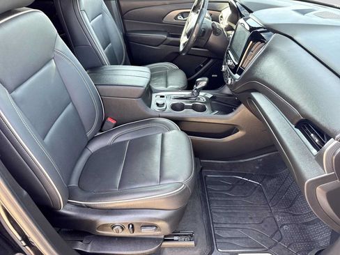 Used 2023 Chevrolet Traverse Premier w/ Redline Edition AWD/4WD image 23