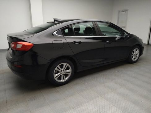 Used 2018 Chevrolet Cruze LT FWD image 10