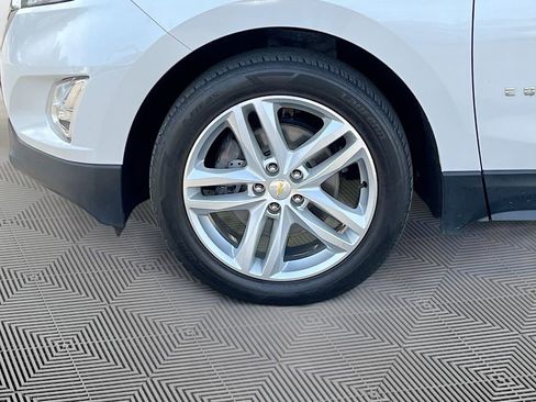 Used 2020 Chevrolet Equinox Premier FWD image 11