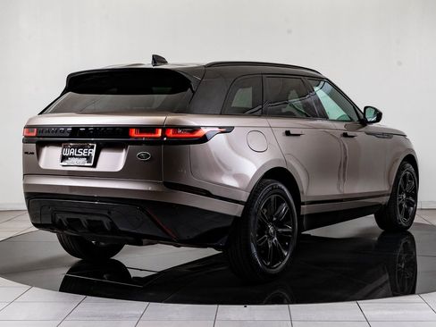 Used 2023 Land Rover Range Rover Velar R-Dynamic S image 10