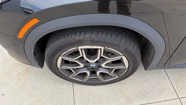 Used 2026 BMW X2 xDrive28i AWD/4WD image 12