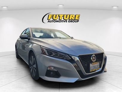 Used 2019 Nissan Altima 2.5 SV