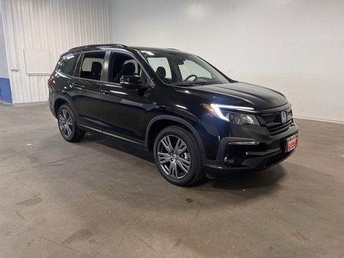 Used 2022 Honda Pilot Sport image 1