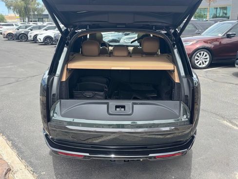 New 2026 Land Rover Range Rover SE AWD/4WD image 6