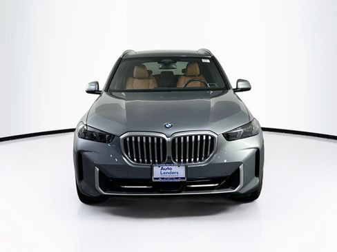 Used 2024 BMW X5 xDrive40i w/ Parking Assistance Package AWD/4WD image 2