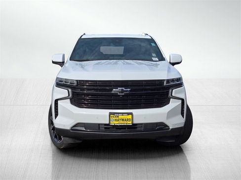 Used 2024 Chevrolet Suburban RST w/ Luxury Package image 2