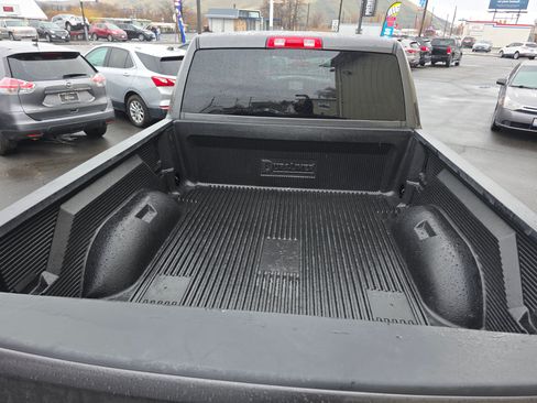 Used 2024 RAM 2500 Big Horn AWD/4WD image 11
