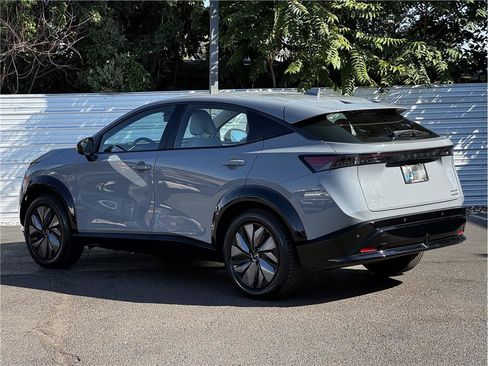 Used 2024 Nissan Ariya AWD image 3