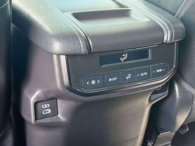 Certified 2025 Toyota Grand Highlander AWD image 19