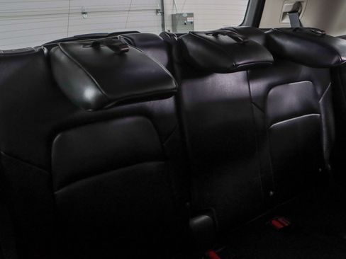 Used 2022 Nissan Pathfinder SL image 30