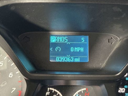 Used 2016 Ford Transit Connect XL image 18