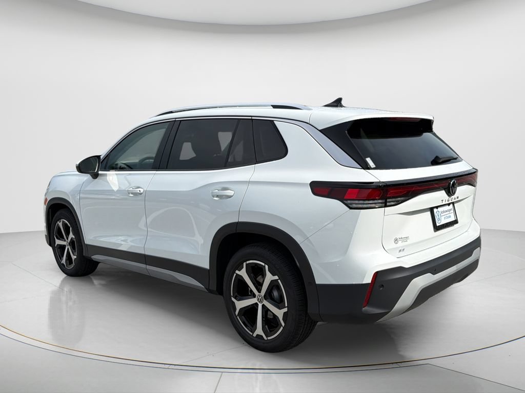 New 2026 Volkswagen Tiguan SE FWD image 7