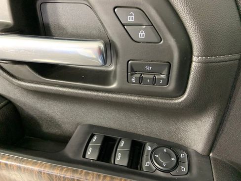 Used 2021 GMC Sierra 1500 Denali w/ Denali Ultimate Package AWD/4WD image 32