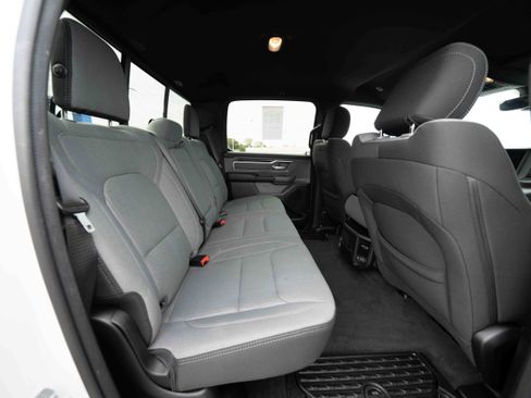 Used 2023 RAM 1500 Big Horn AWD/4WD image 23