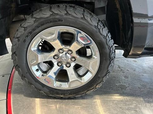 Used 2021 RAM 1500 Big Horn AWD/4WD image 18