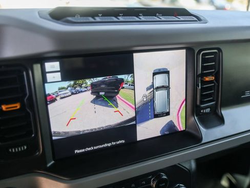 Used 2022 Ford Bronco Badlands AWD/4WD image 17
