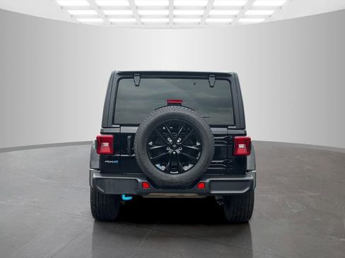 Certified 2023 Jeep Wrangler Unlimited Sahara w/ Cold Weather Group image 6