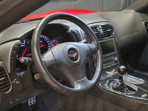 Used 2007 Chevrolet Corvette Z06 w/ Preferred Equipment Group image 23