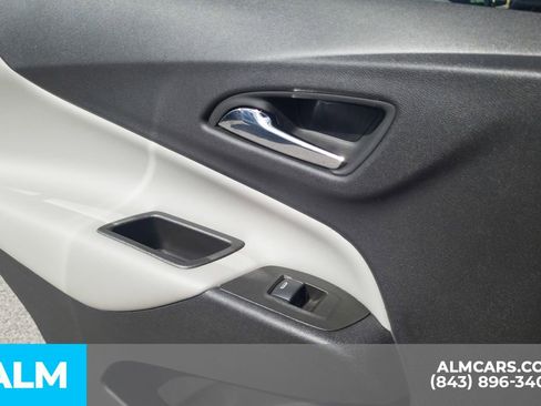 Used 2024 Chevrolet Equinox LS w/ LS Convenience Package image 23