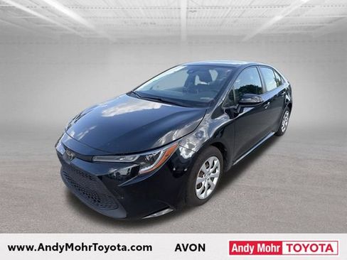 Used 2020 Toyota Corolla LE FWD image 1