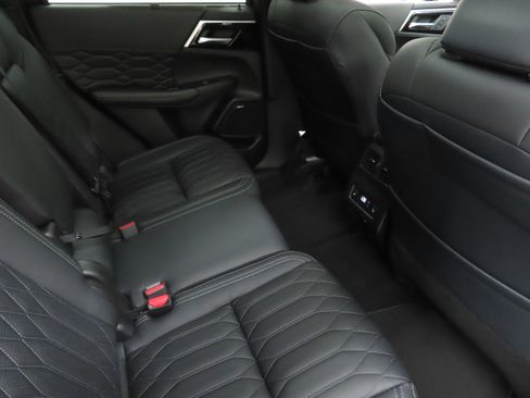 New 2026 Mitsubishi Outlander SEL FWD image 24
