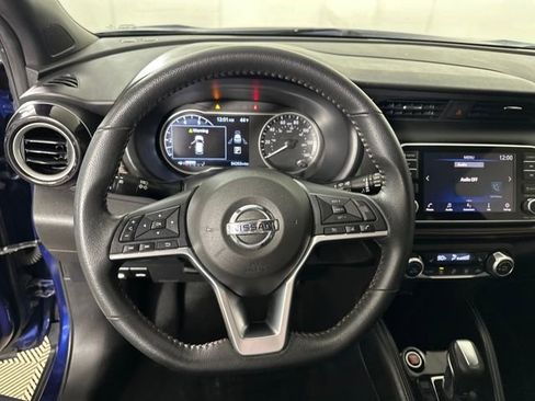 Used 2020 Nissan Kicks SR w/ SR Premium Package image 14