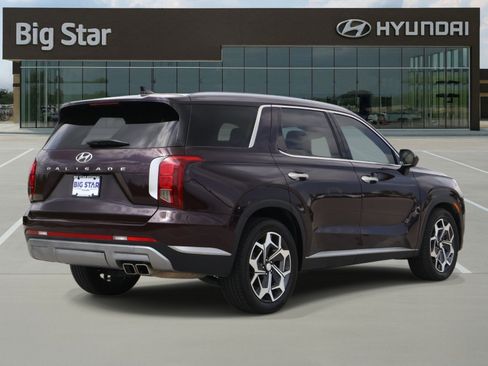 Used 2023 Hyundai Palisade SEL FWD image 4