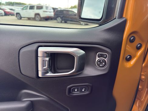 New 2026 Jeep Gladiator Sport AWD/4WD image 12