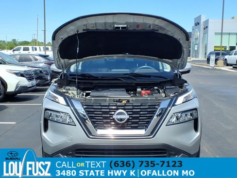 Used 2023 Nissan Rogue SL w/ SL Premium Package image 32