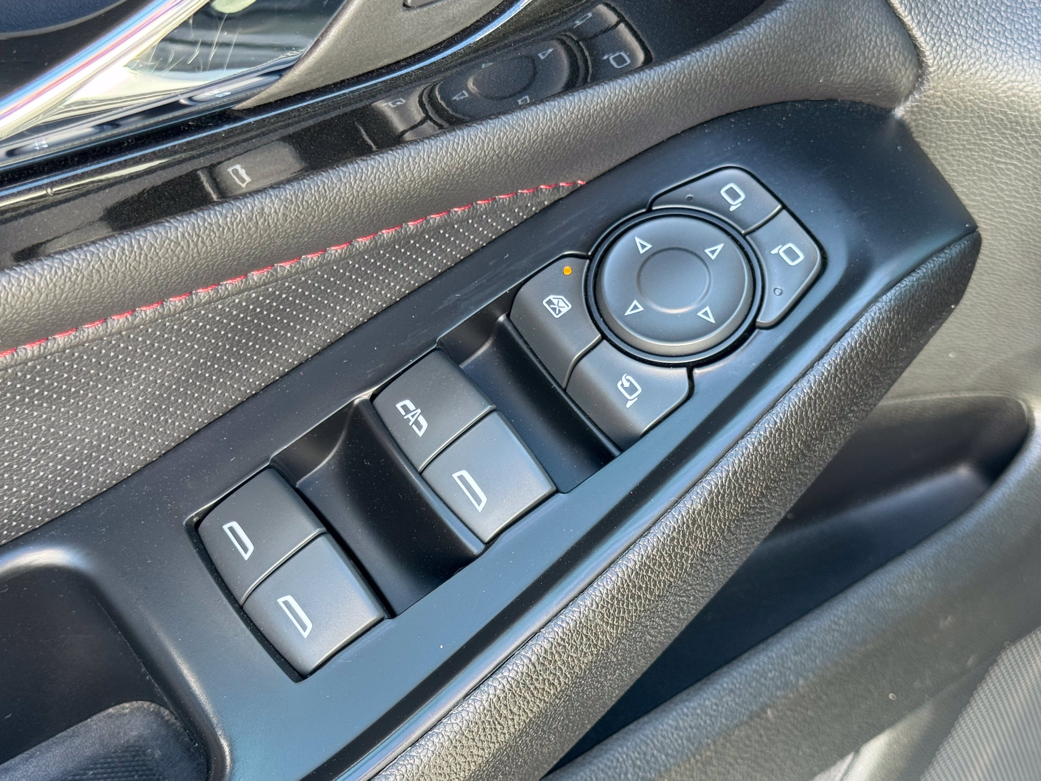 Used 2023 Chevrolet Traverse RS w/ LPO, Cargo Package AWD/4WD image 59