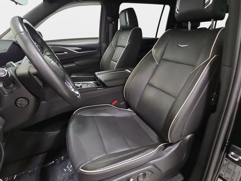 Used 2022 Cadillac Escalade ESV Sport w/ Touring Package AWD/4WD image 13