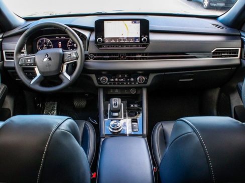 New 2025 Mitsubishi Outlander SEL Black Edition image 37