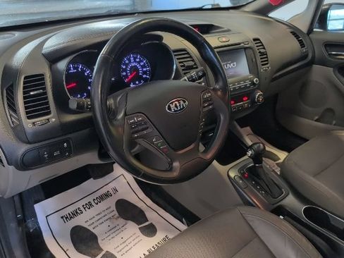 Used 2014 Kia Forte EX w/ Premium Package FWD image 10