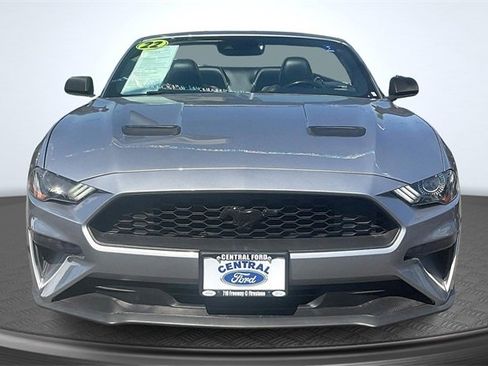 Certified 2022 Ford Mustang Premium image 3