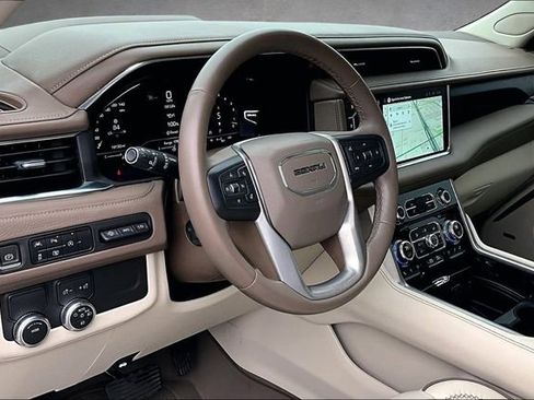 Used 2023 GMC Yukon XL Denali w/ LPO, Floor Liner Package image 12
