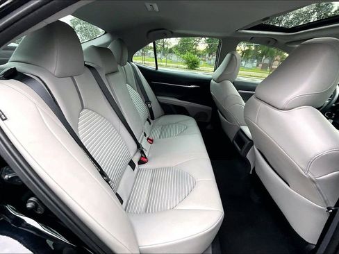 Used 2024 Toyota Camry SE FWD image 26