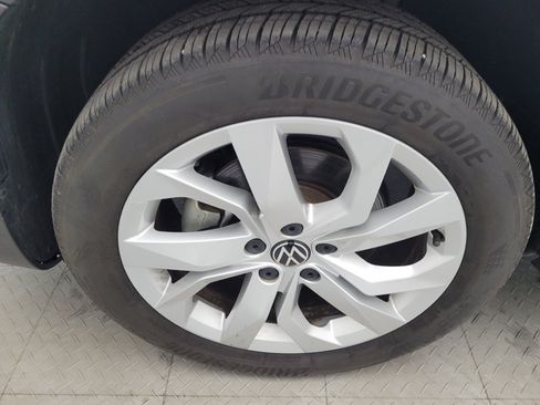 Used 2023 Volkswagen Taos S w/ Driver Assistance Package AWD/4WD image 31