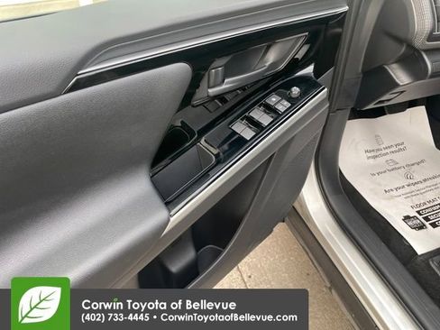 Used 2023 Toyota bZ4X XLE image 11