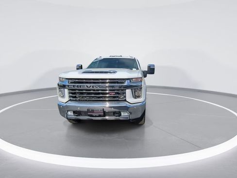 Used 2020 Chevrolet Silverado 2500 LTZ w/ Technology Package AWD/4WD image 3