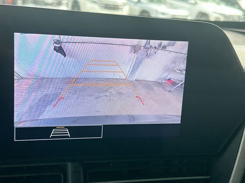 Used 2025 Chevrolet Trax LS FWD image 19