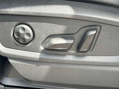 Used 2022 Audi Q5 2.0T Premium image 24