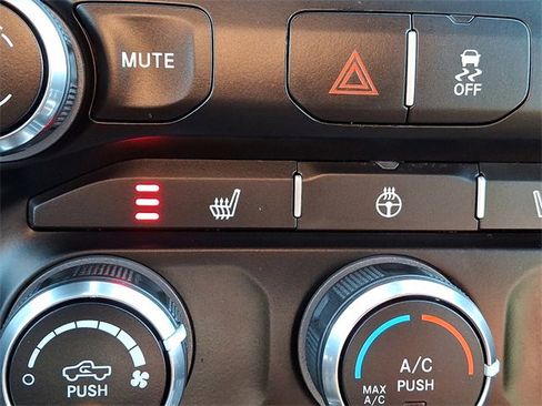 Used 2022 RAM 3500 Big Horn w/ Level A Equipment Group image 22